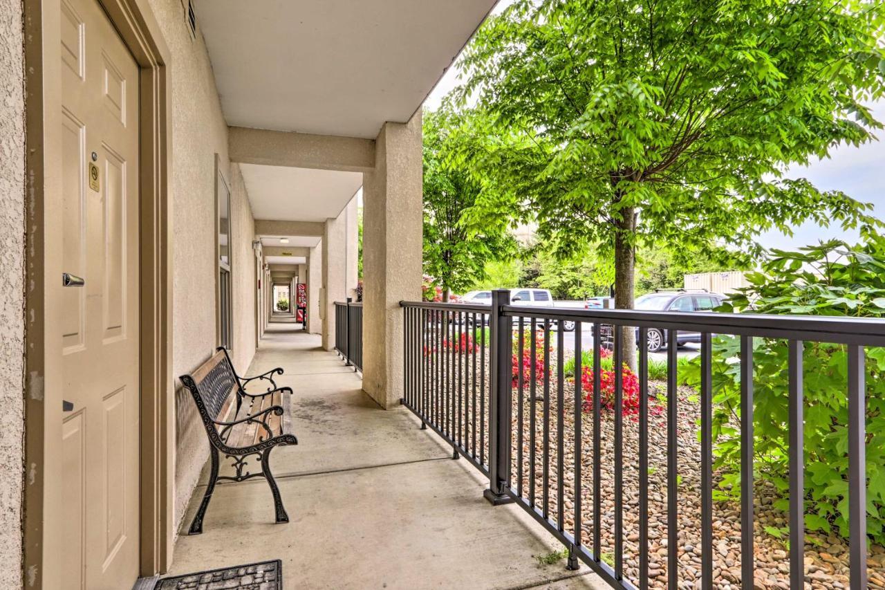 Downtown Pigeon Forge Condo With Pool Access! Εξωτερικό φωτογραφία